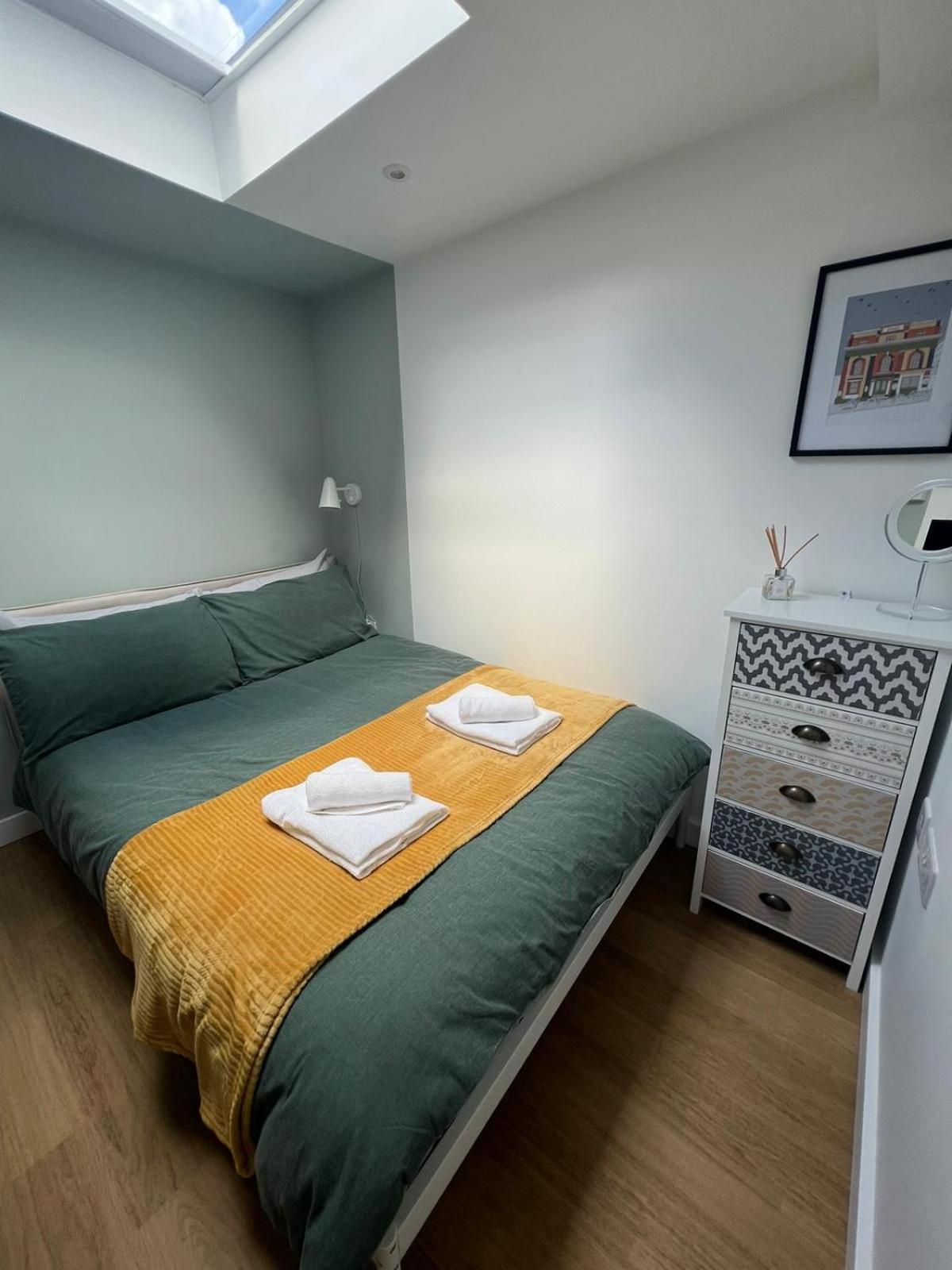 Central Ensuite Guest Unit With Ac And Free On-Street Parking Hove Exterior foto